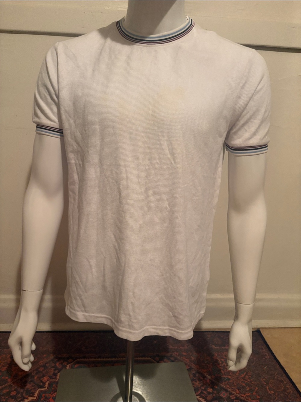 Men's White Short-Sleeve Crewneck T-Shirt with Contrast Stripe Trim